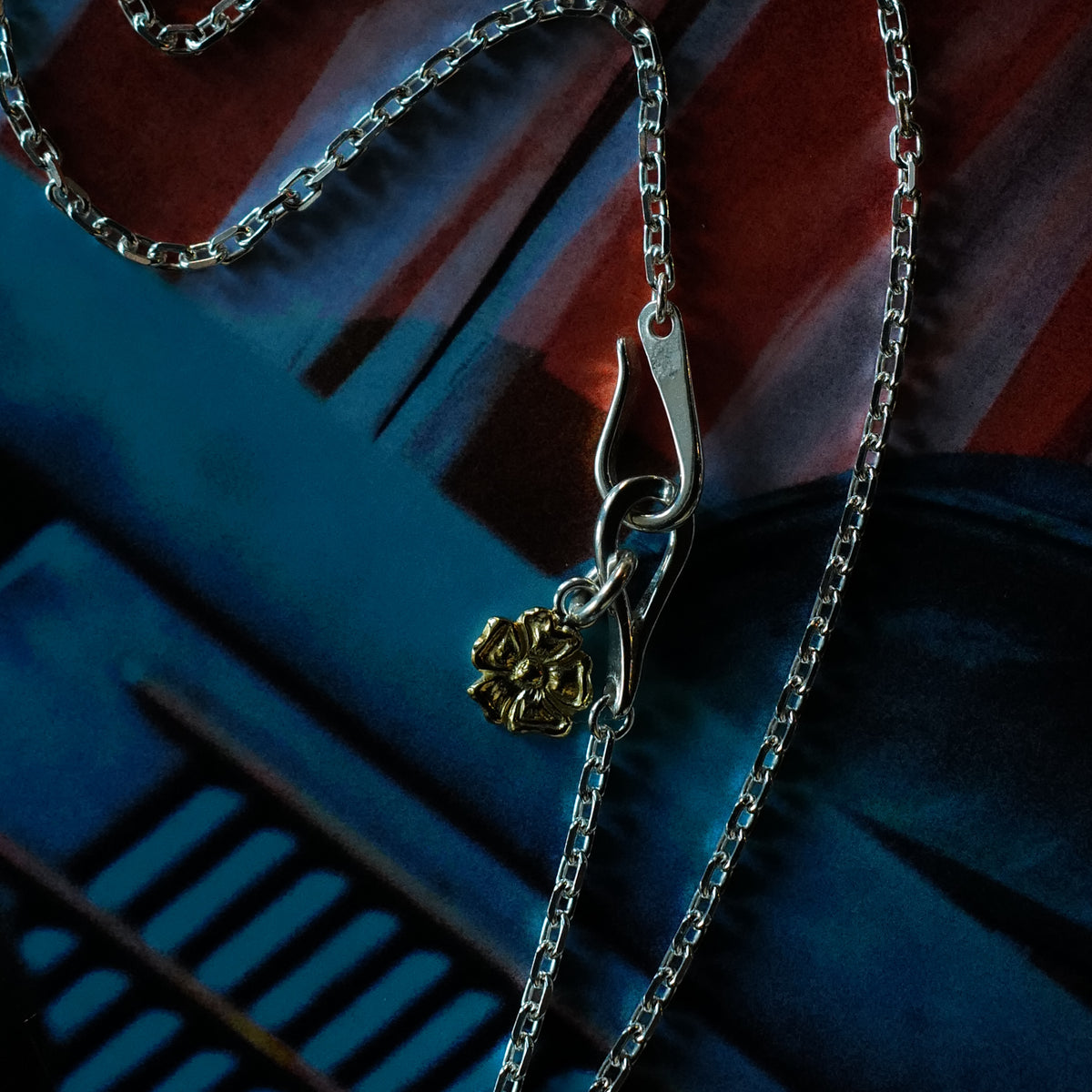 アクセサリー LARRY SMITH 18K GOLD EAGLE HEAD PENDANT Larry Smith Eagle Head Pendant, 18K Gold Accent – Pancho And Lefty