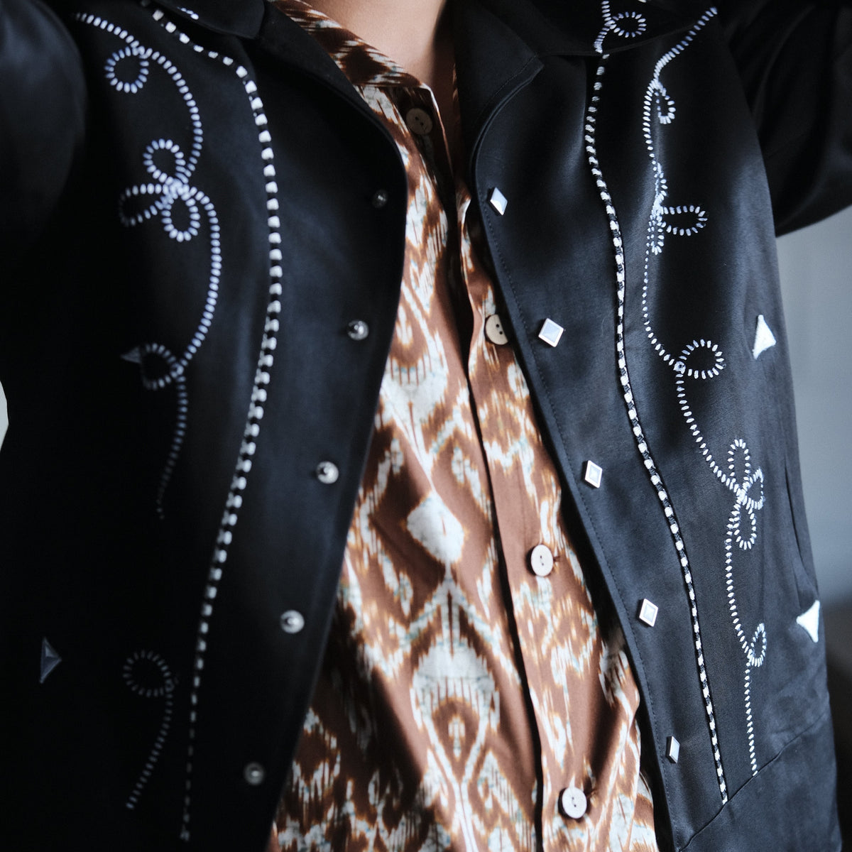 Attractions Lot 816 Heavy Rayon Gabardine Western Blouson