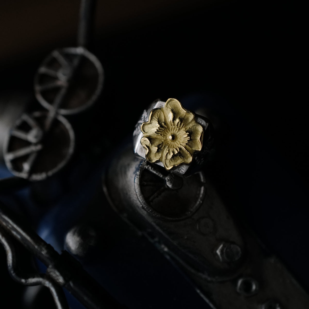 Larry Smith Square Rose Ring – BROGUE