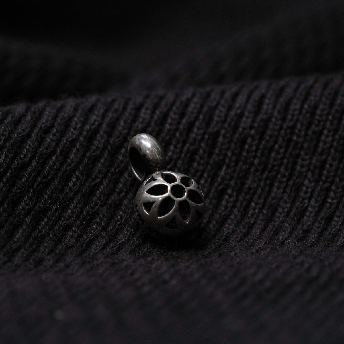 アクセサリー Good Art hlywd small rosette pendant Lotus Pendant | Rosette - Small – GOOD ART HLYWD