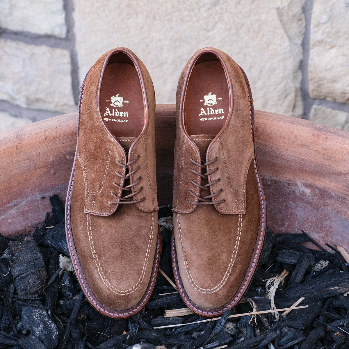 Alden Mocc Toe Leisure Blucher – BROGUE Alden Mocc Toe Leisure Blucher – BROGUE