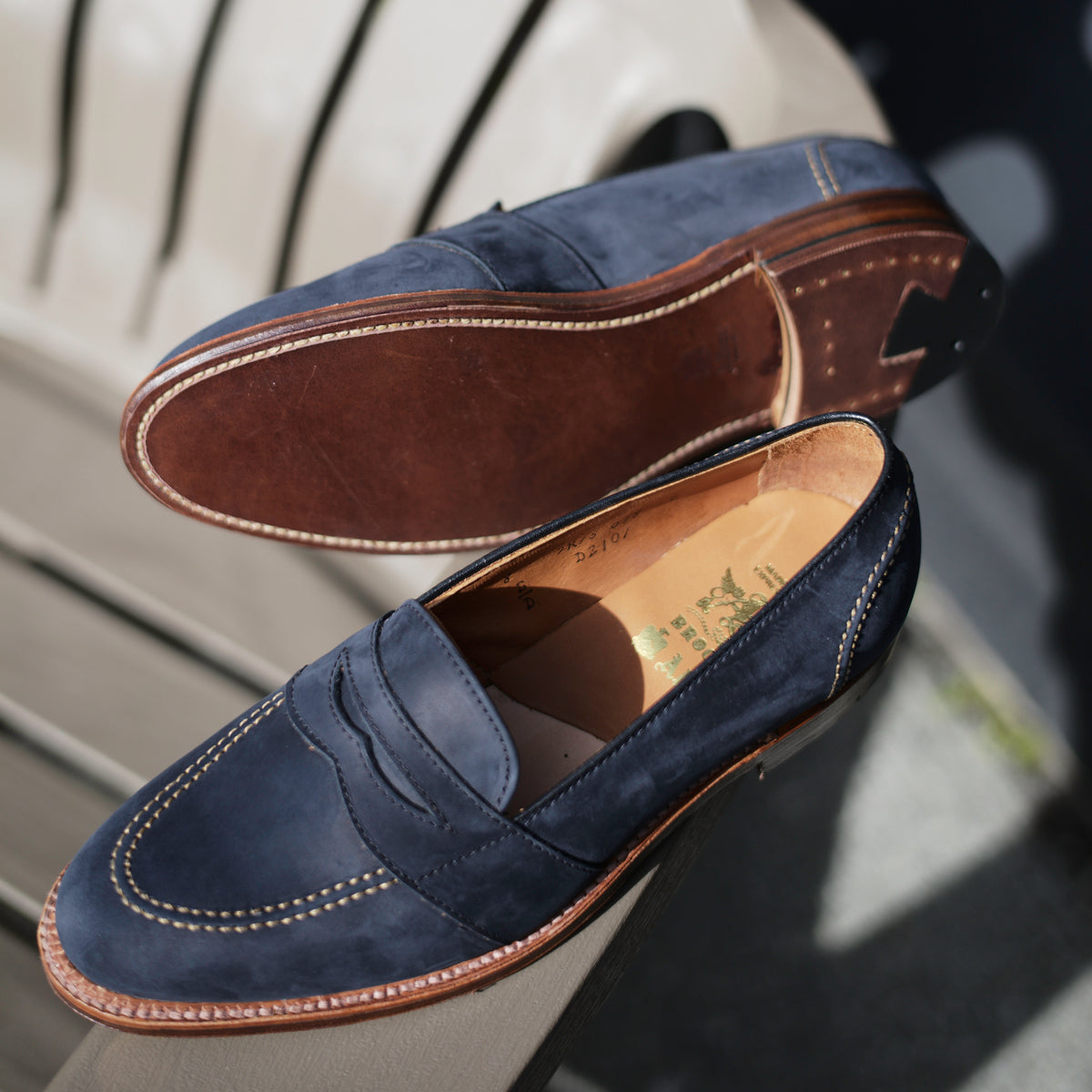 Alden x Brogue Navy Nubuck Full Strap Loafer – BROGUE