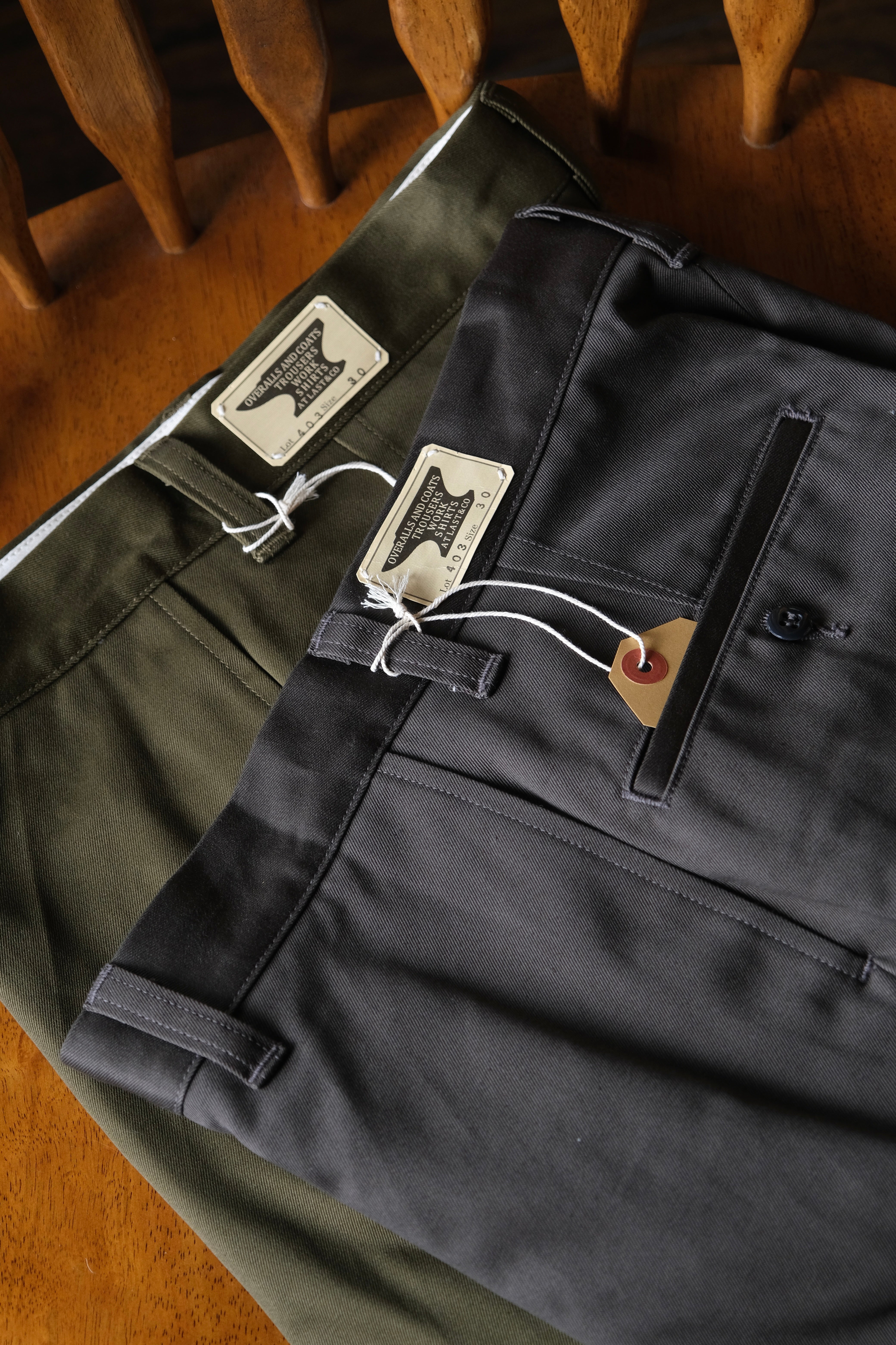 パンツ At Last&Co. LOT 402 TWILL WORK TROUSERS DSCF2601_4160x.jpg?v=1766111108