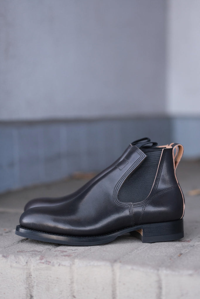 At Last & Co. Lot 3718  Side Gore Boot