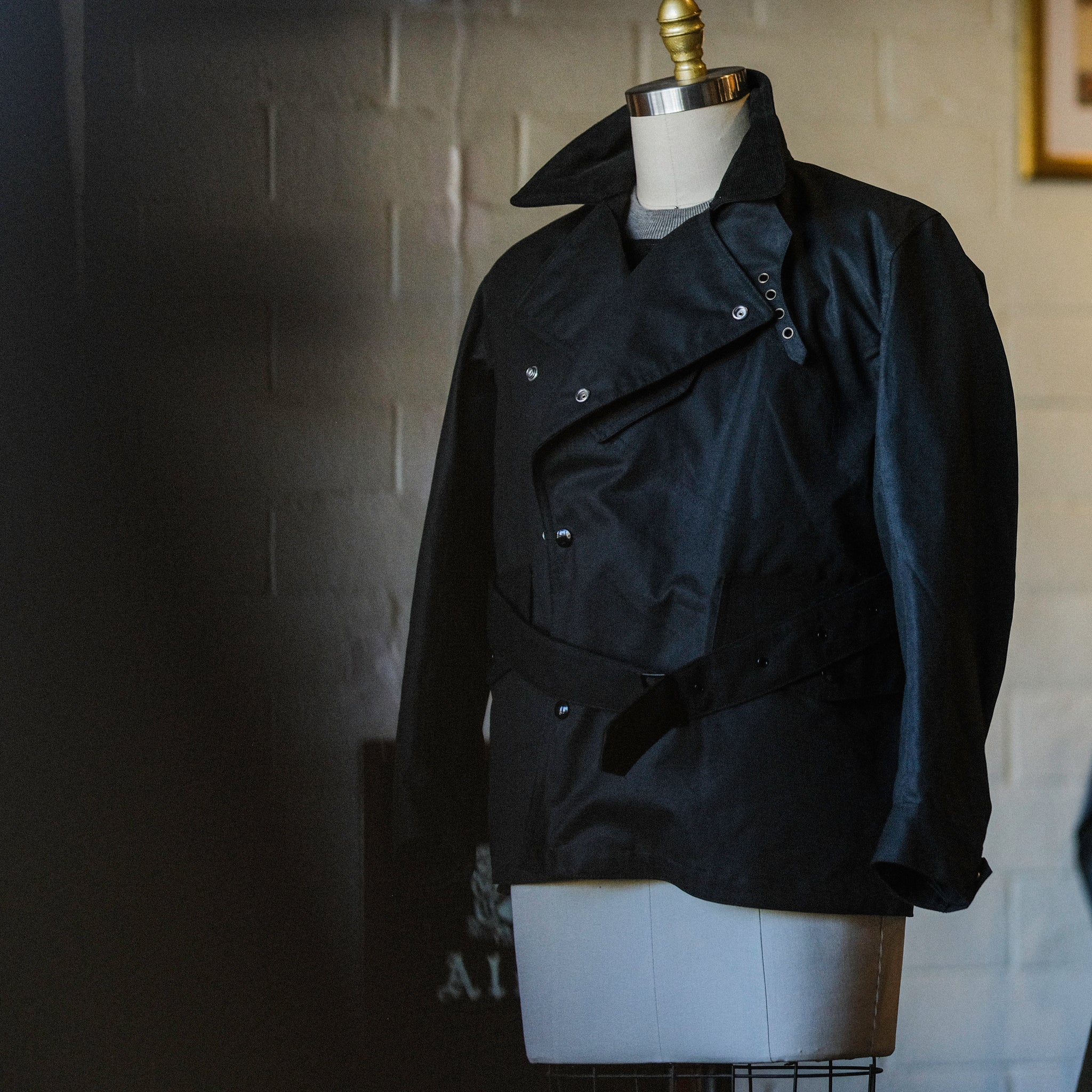 LCC22029_BREWSIN_SST_BACK_BLAC
