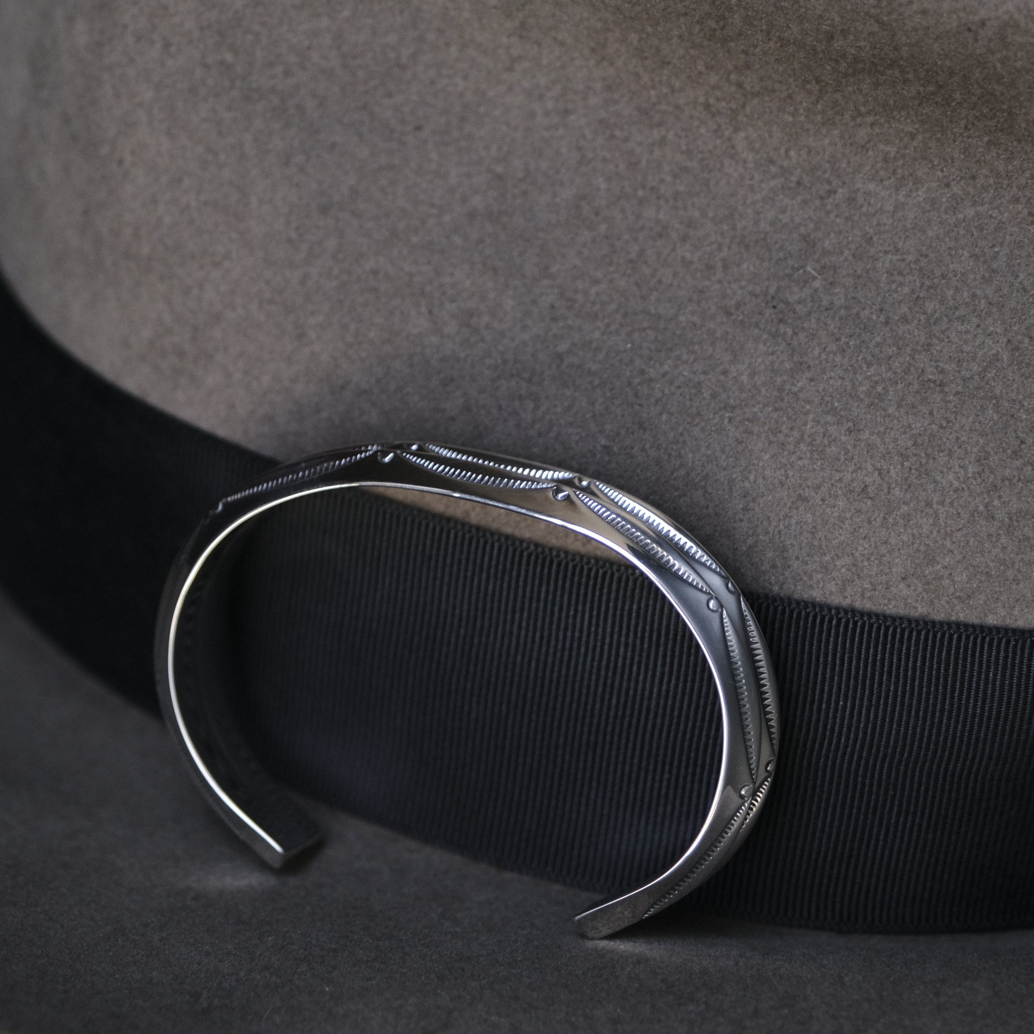 アクセサリー LARRY SMITH/TWIN TRIANGLE BRACELET &RING LARRY SMITH / TWIN TRIANGLE BRACELET & RING