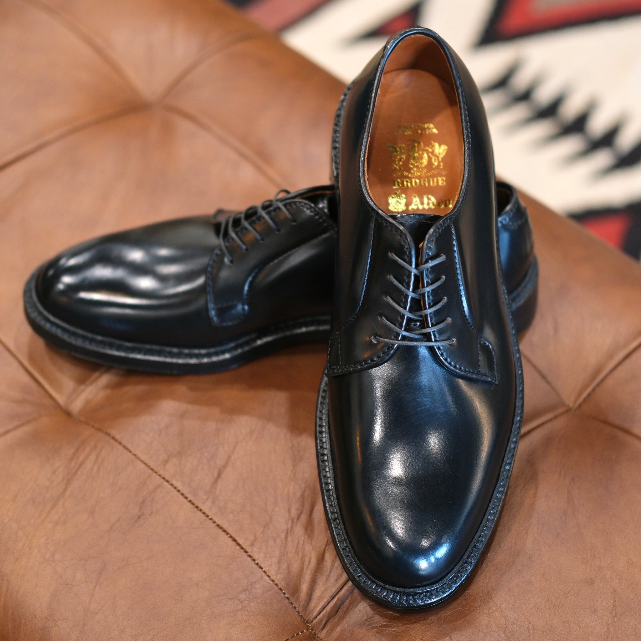 Alden Plain Toe Blucher – BROGUE