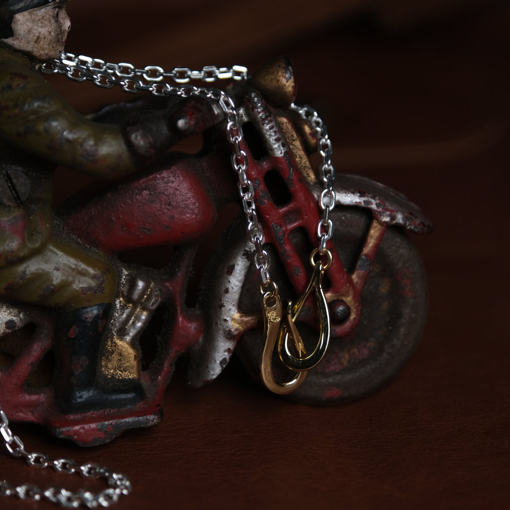 Larry Smith 18k Gold Infinity Hook Cable Chain