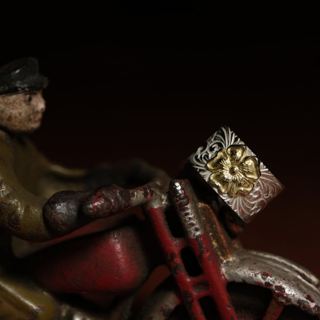Larry Smith Karakusa 18k Rose Ring