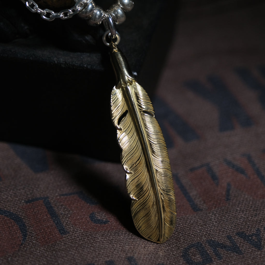 Larry Smith 18k Gold Feather Necklace