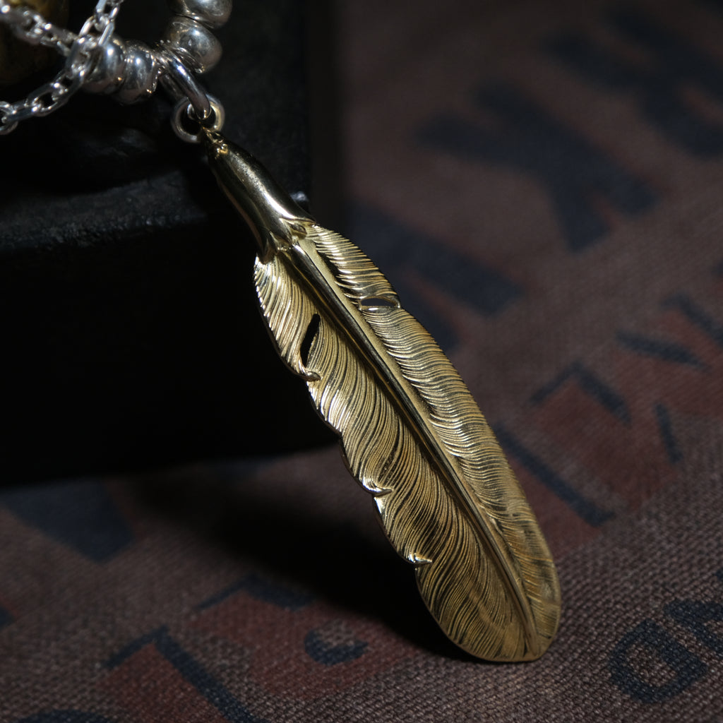 Larry Smith 18k Gold Feather Necklace