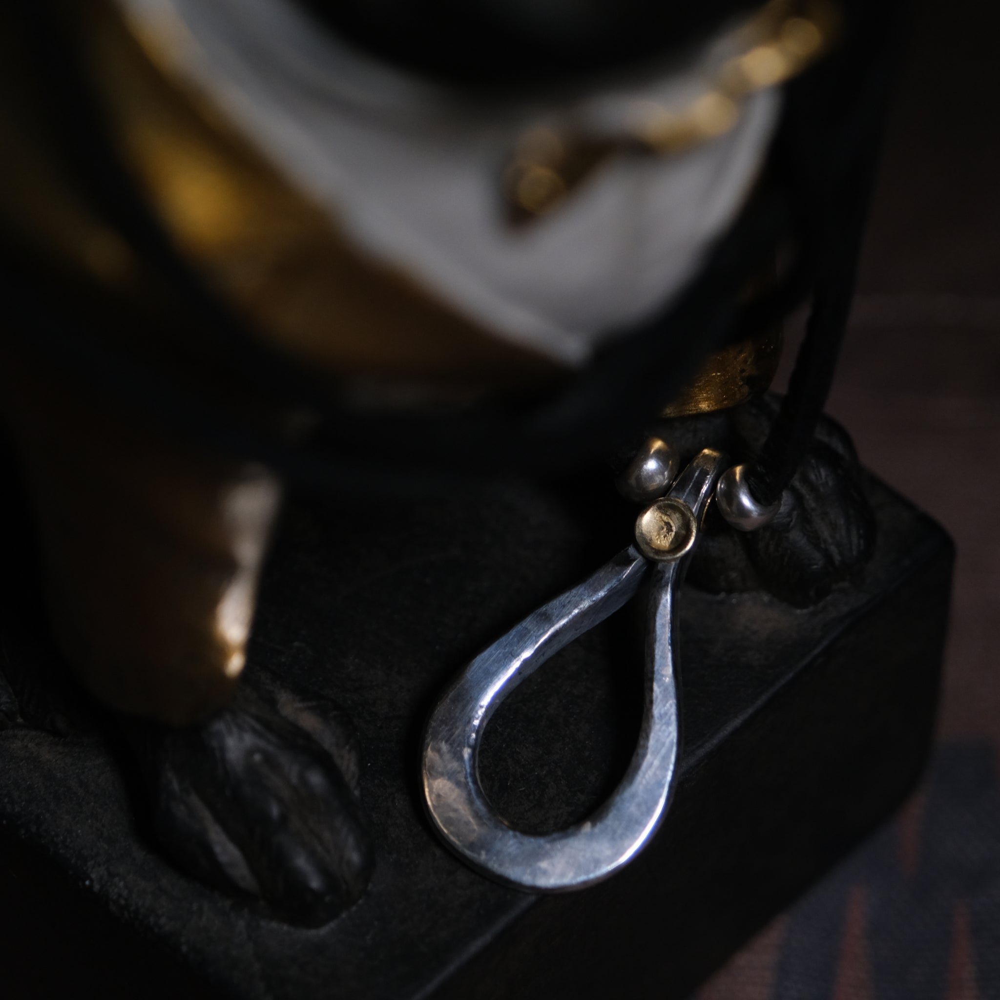 アクセサリー LARRY SMITH OLD HOOK S Larry Smith Infinity Hook Necklace – BROGUE