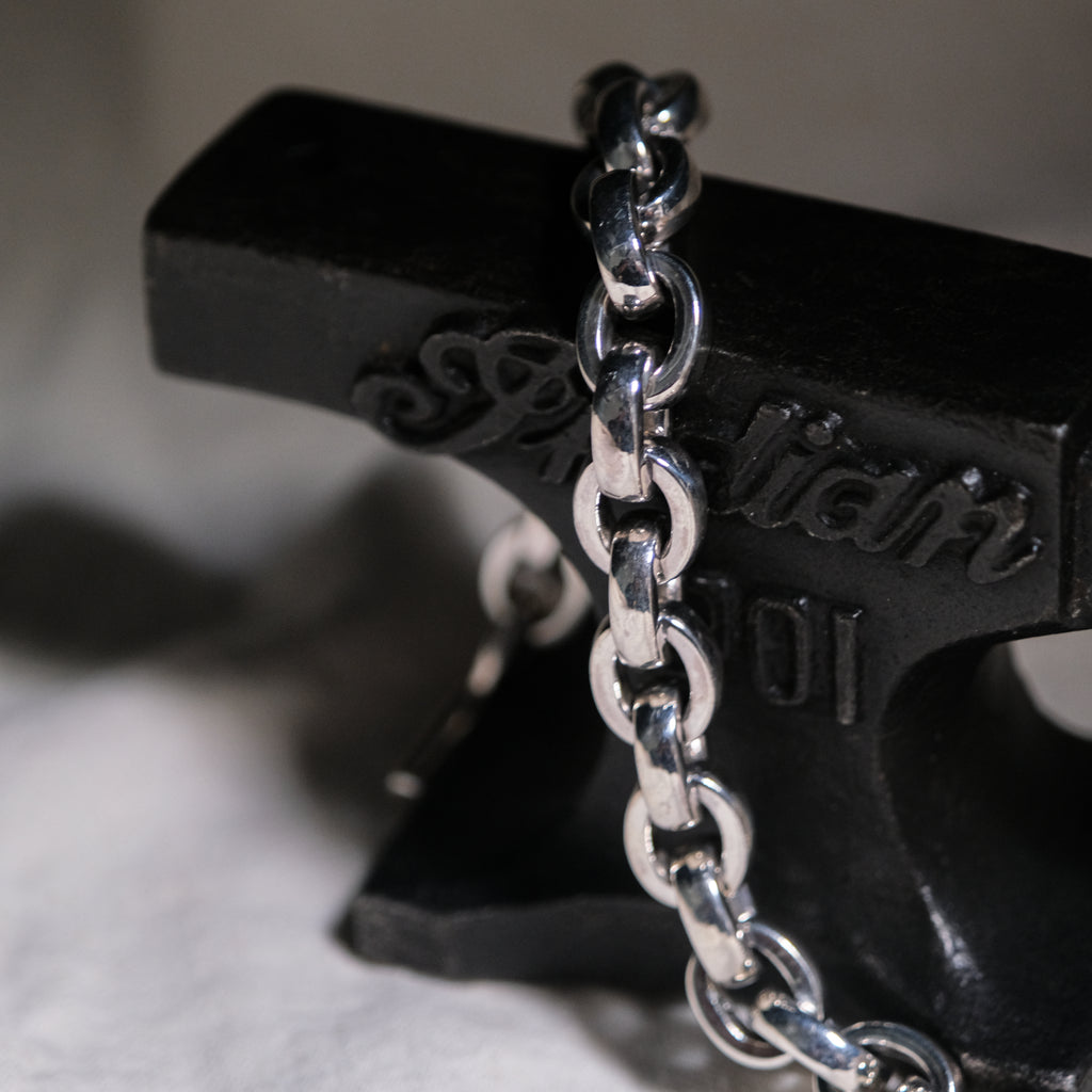Larry Smith Musubi Chain Bracelet