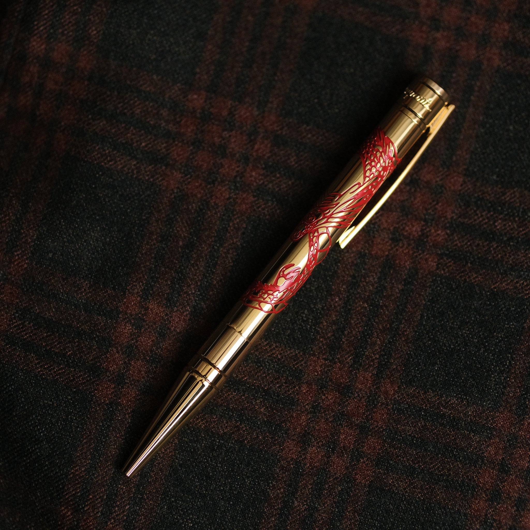 S.T. Dupont D-Initial Dragon Ballpoint Pen – BROGUE