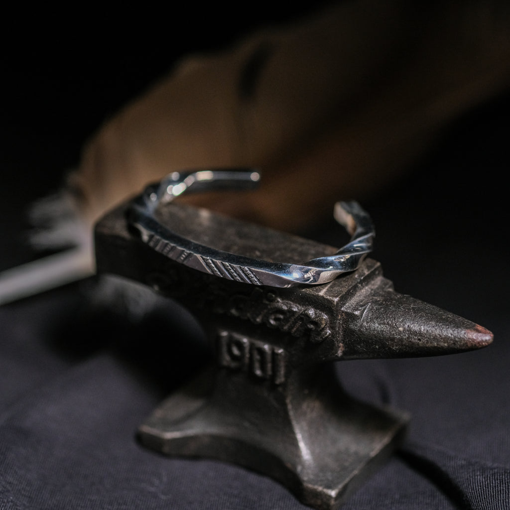 Larry Smith Square Wire Twisted Bracelet – BROGUE