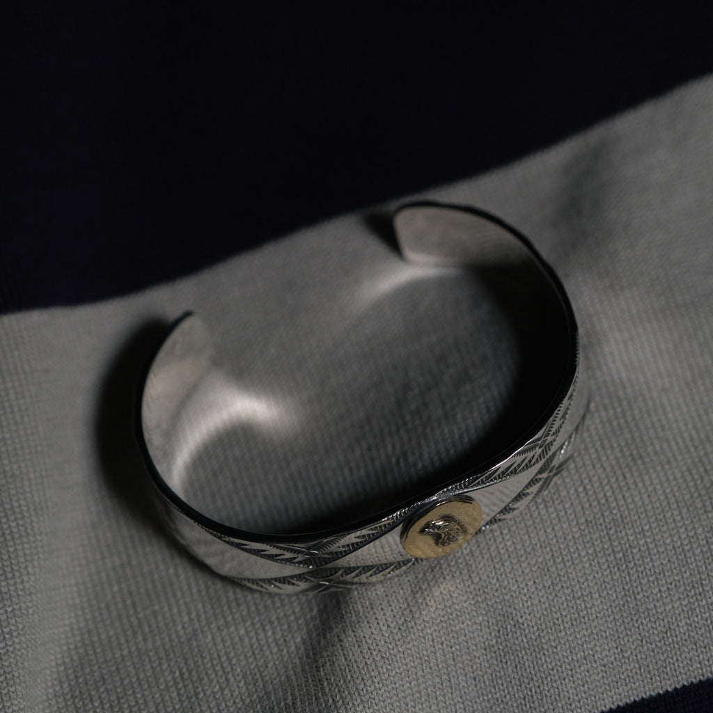 LARRY SMITH EAGLE HEAD BRACELET バングル Larry Smith Eagle Head Stamped Bracelet – BROGUE