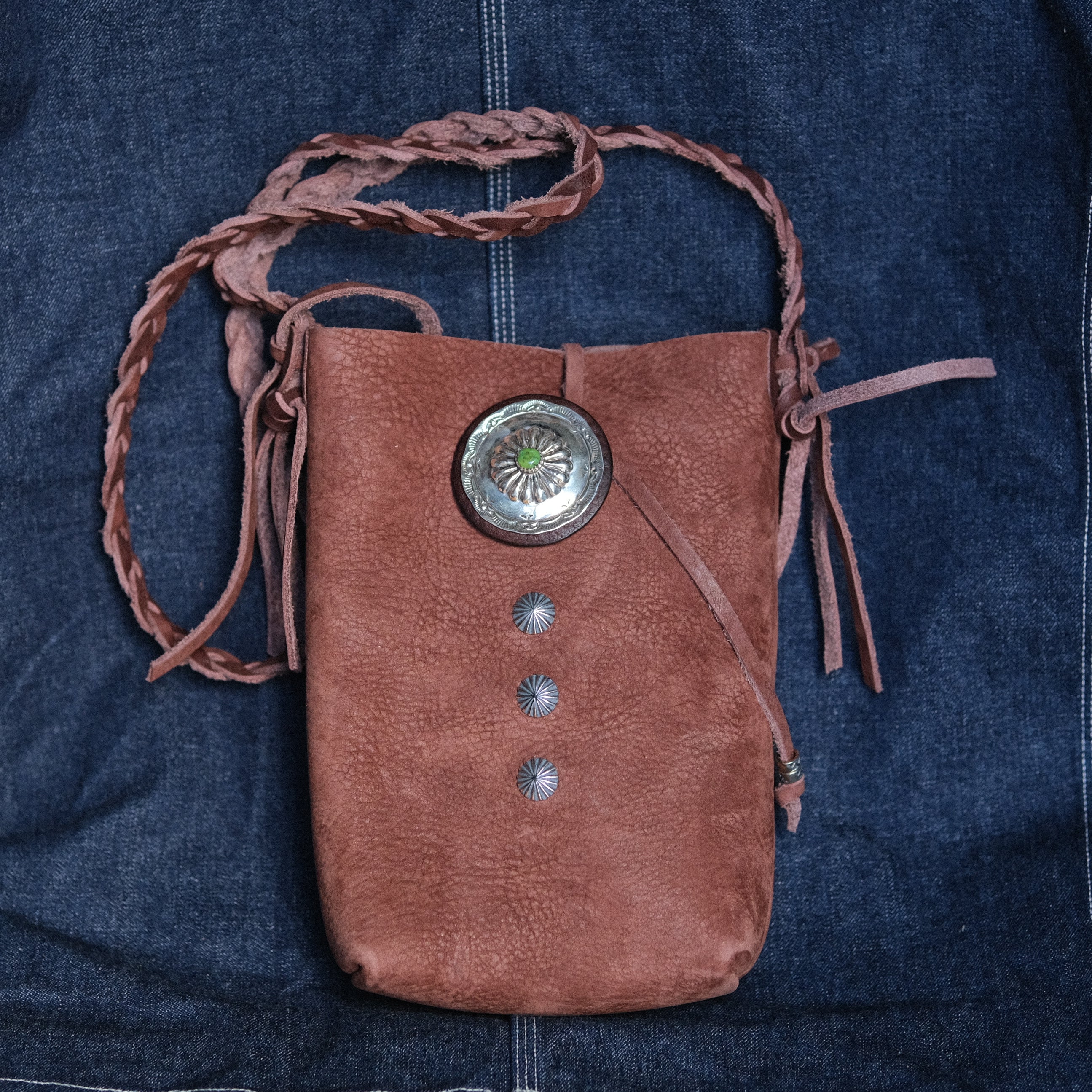 Lucky John – BROGUE