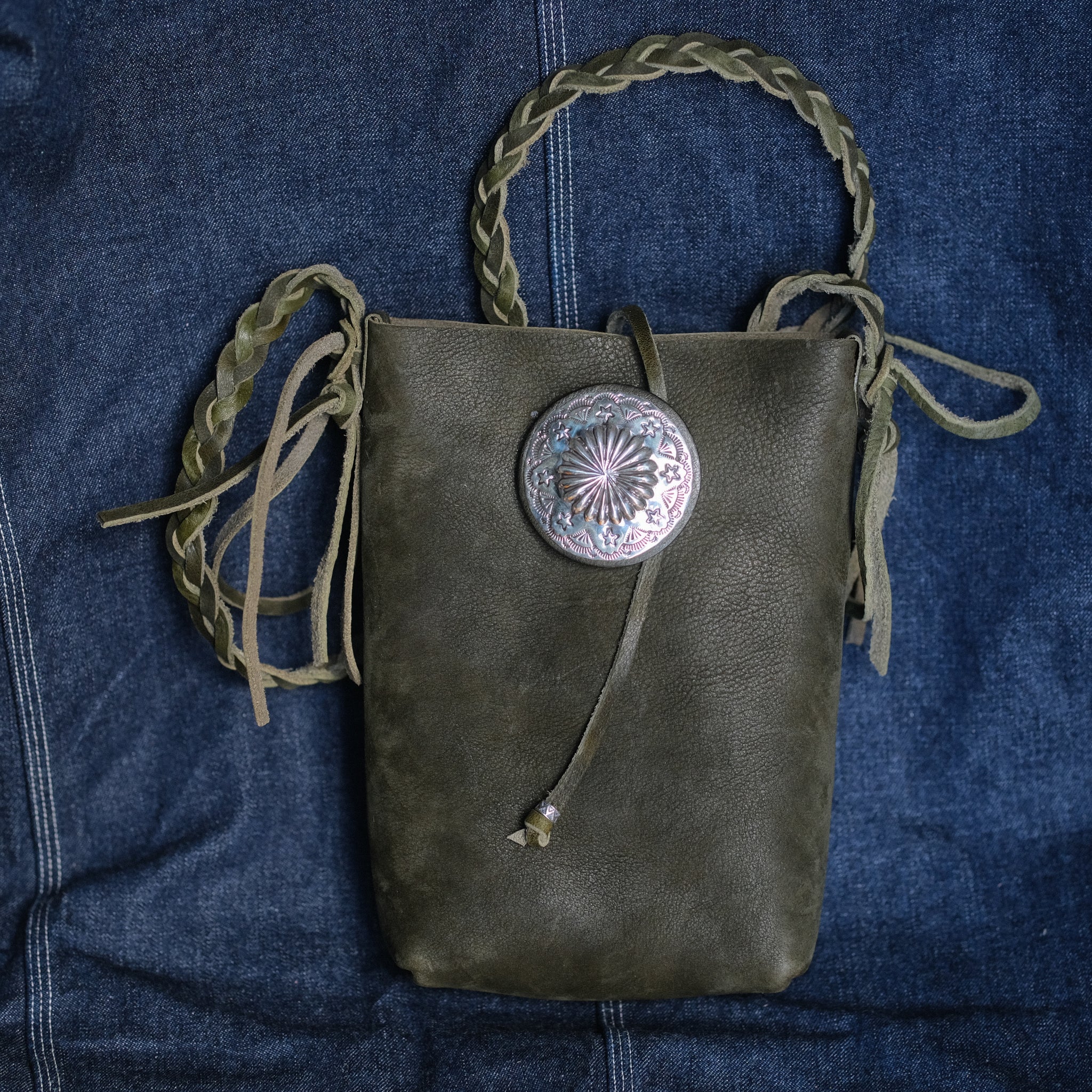 Lucky John – BROGUE