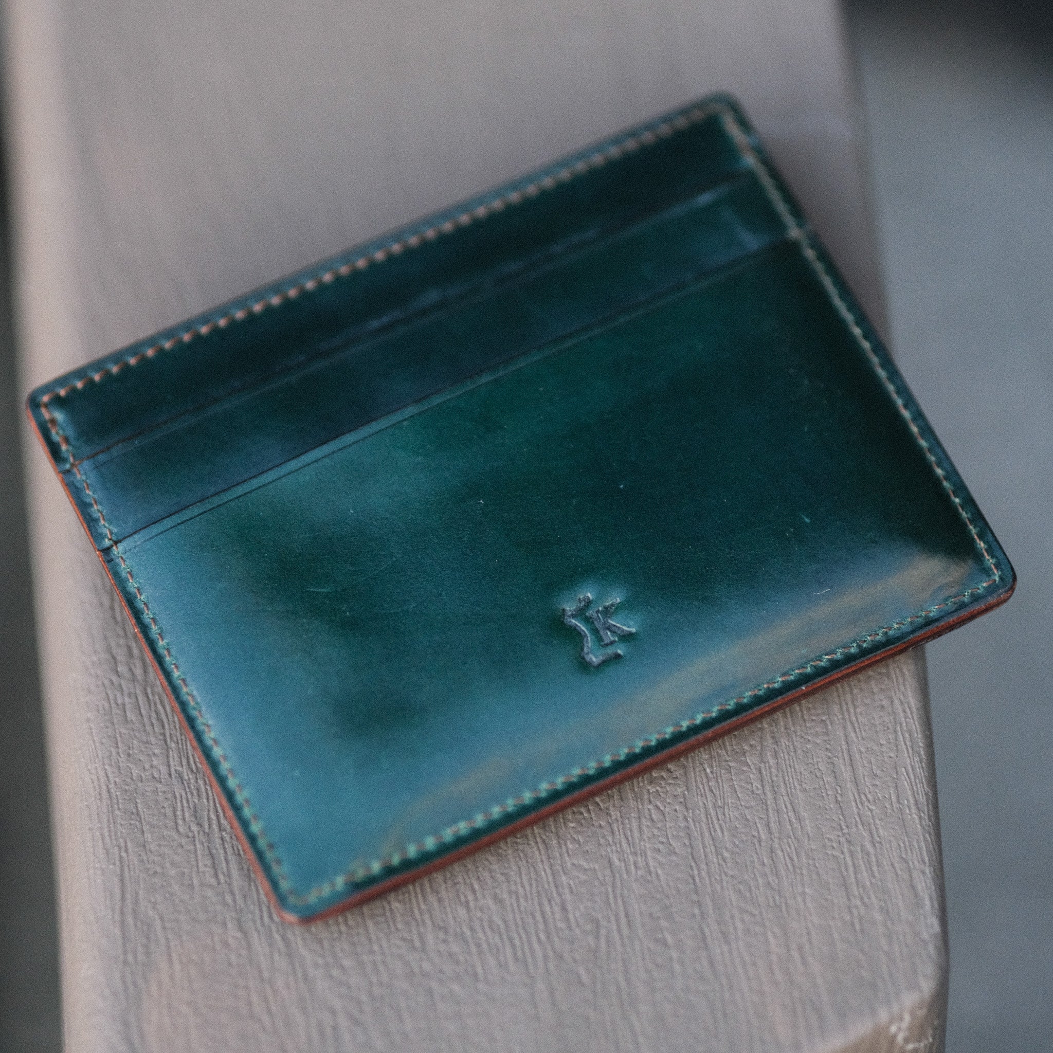 Kreis Cardcase 2-1 – BROGUE