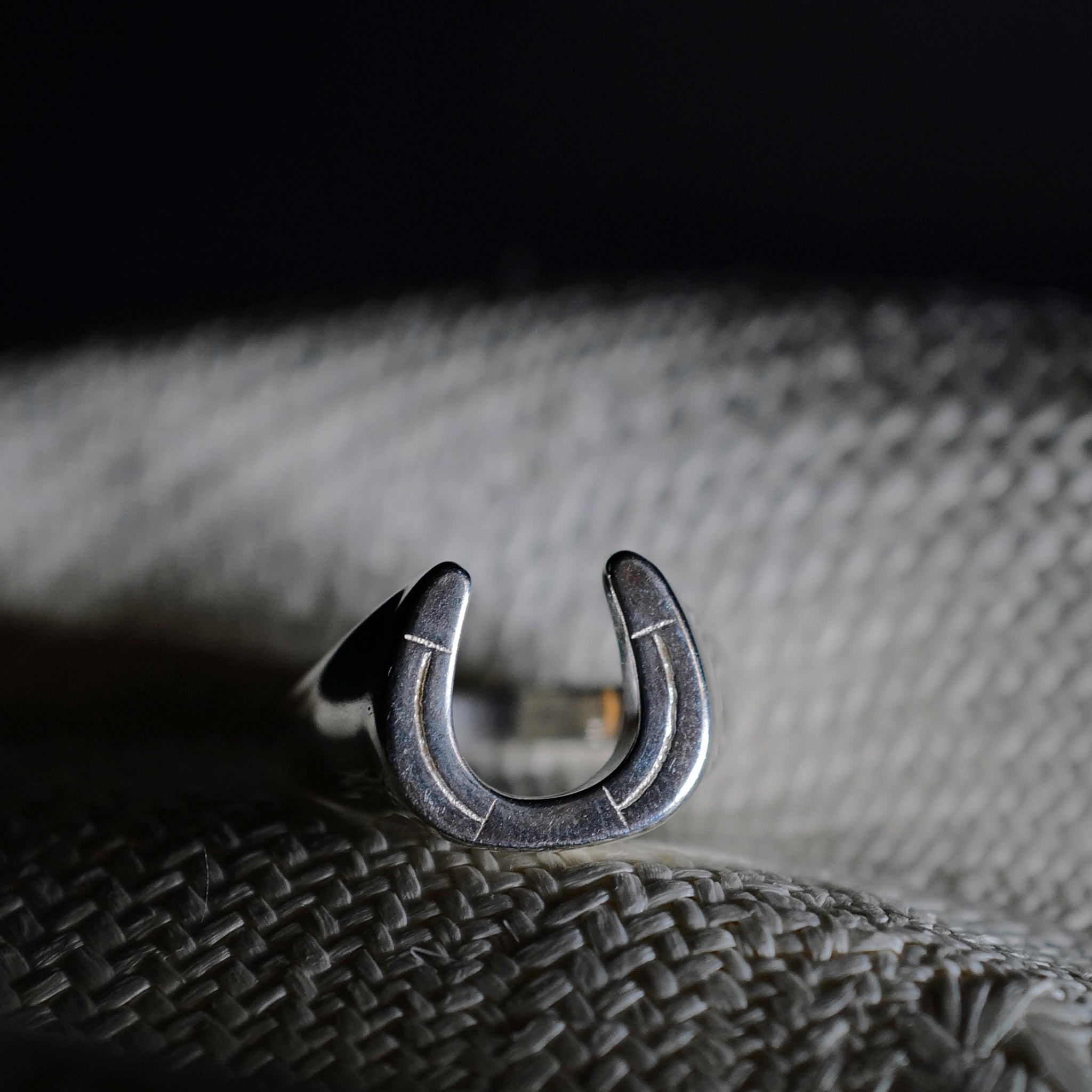 Attractions - Horseshoe Ring – BROGUE