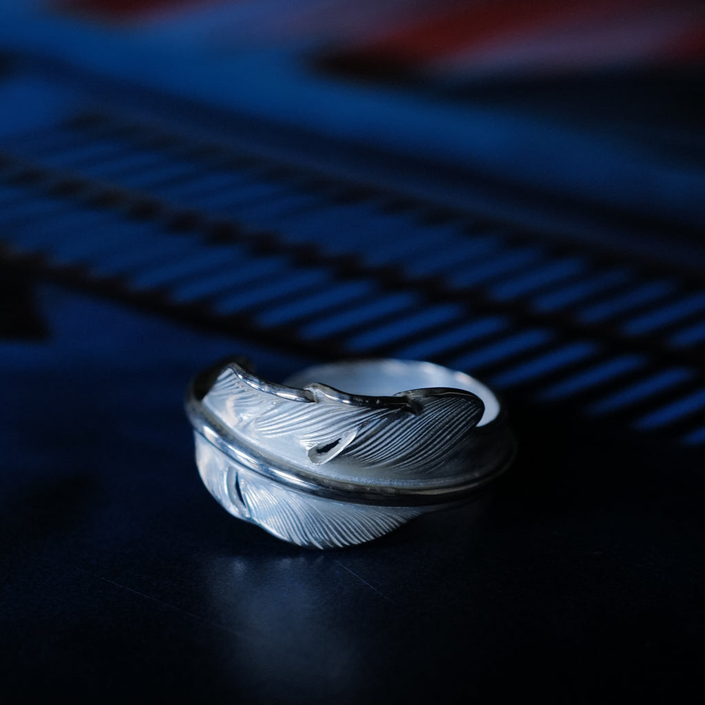 LARRY SMITH Kazekiri feather Ring リング Larry Smith Kazekiri Feather Ring – BROGUE