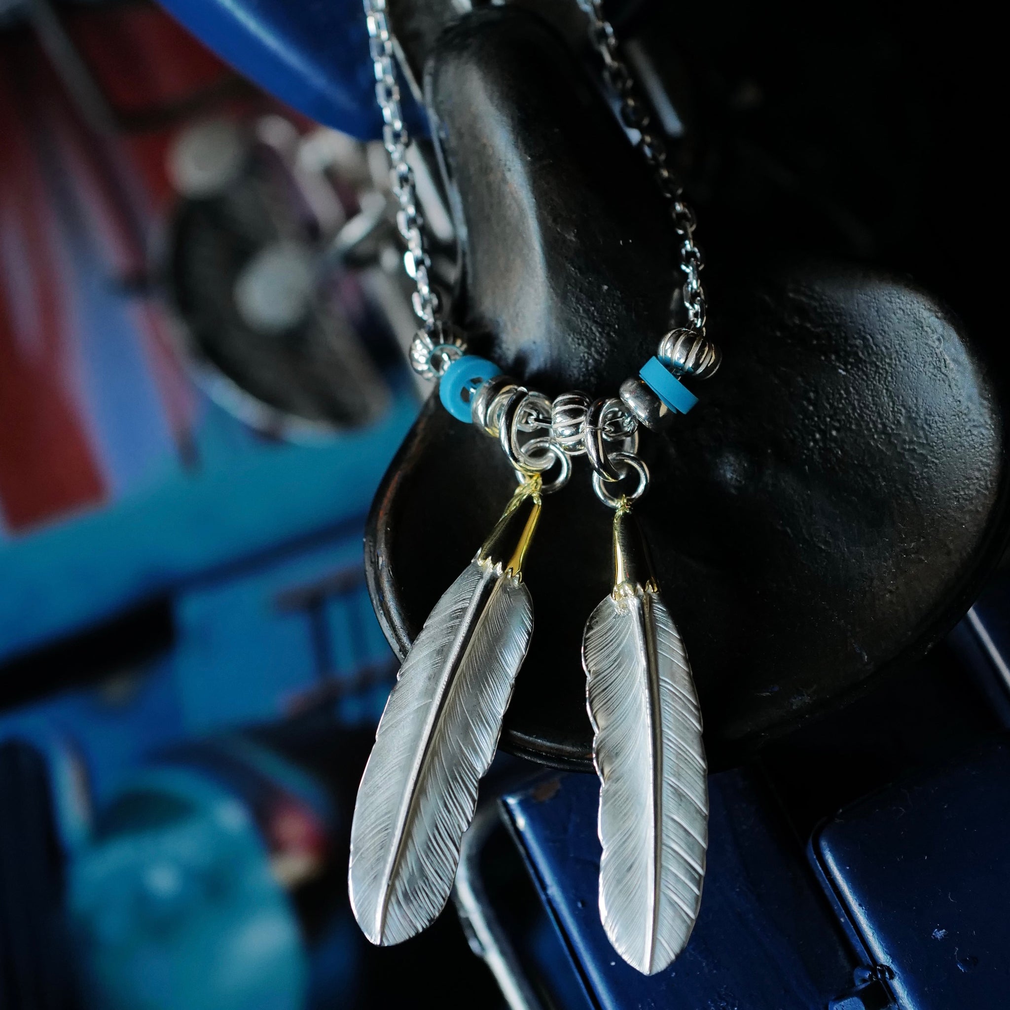 アクセサリー LARRY SMITH 18K EAGLE HEAD PLAIN FEATHER L1041491_2048x.jpg?v=1772671922
