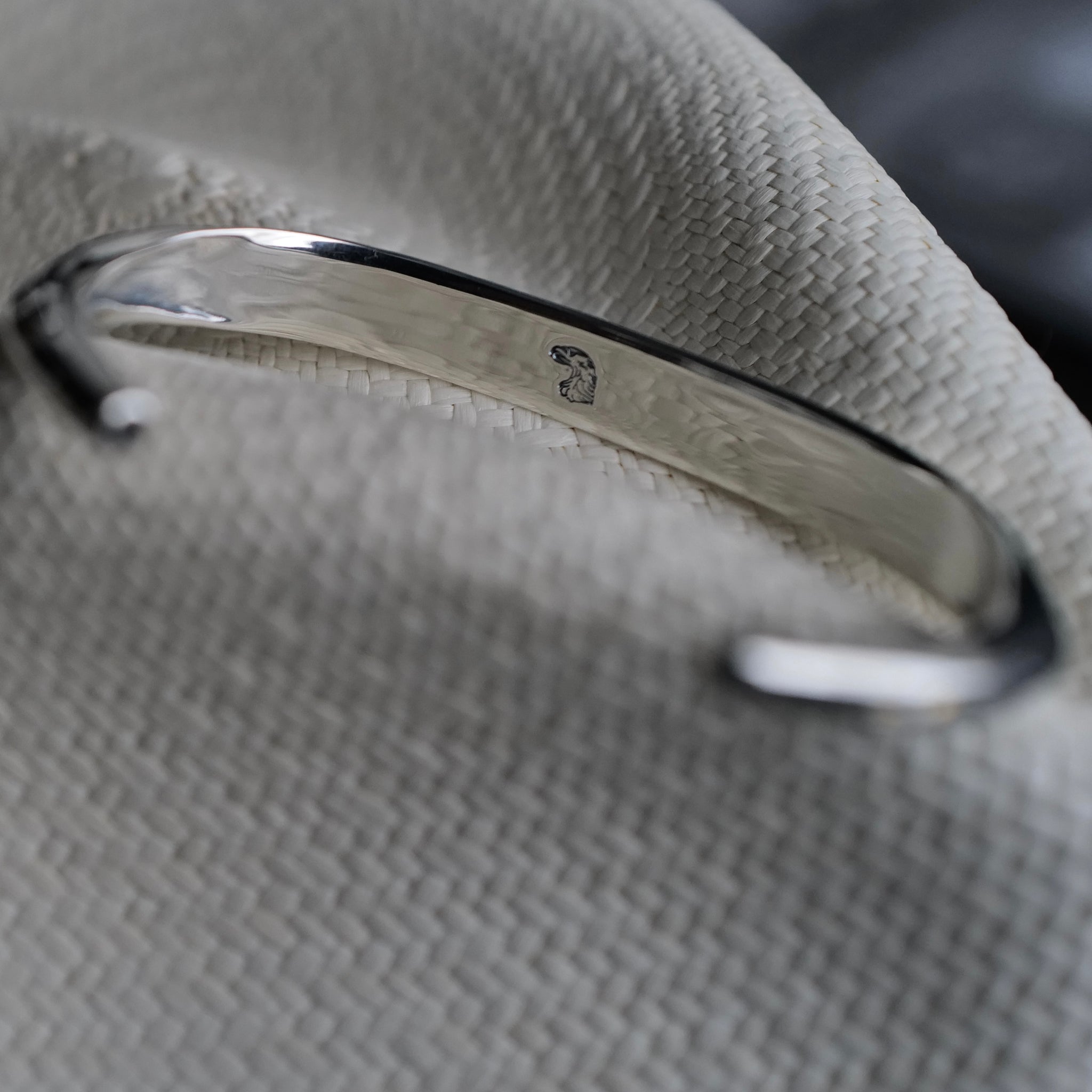 Larry Smith Triangle Tapered End Leaf Bracelet – BROGUE