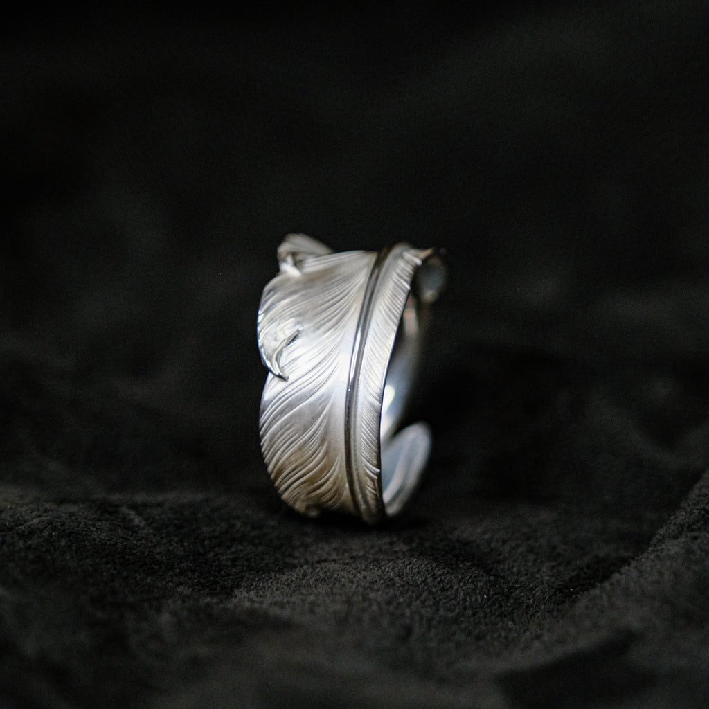Larry Smith Natabane Feather Ring