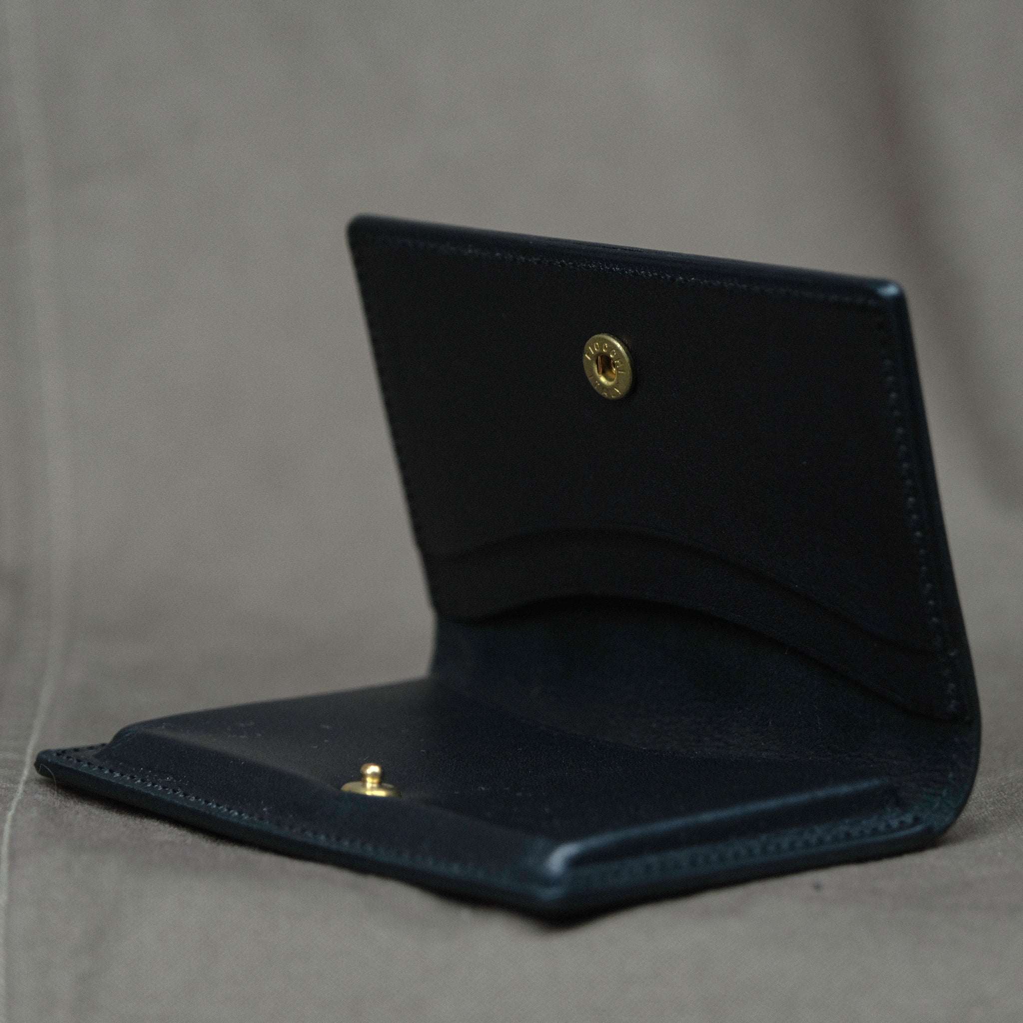 Old Joe Brand Card Purse – BROGUE