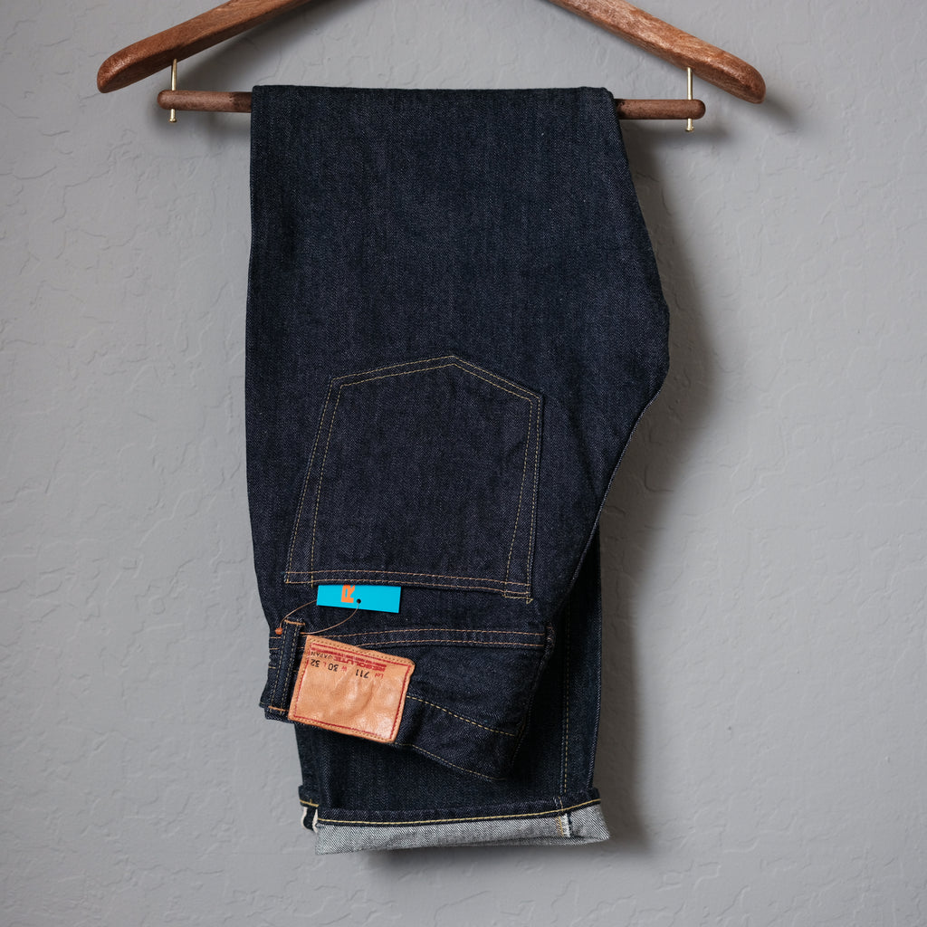 Resolute Straight Fit One Washed Denim - 711