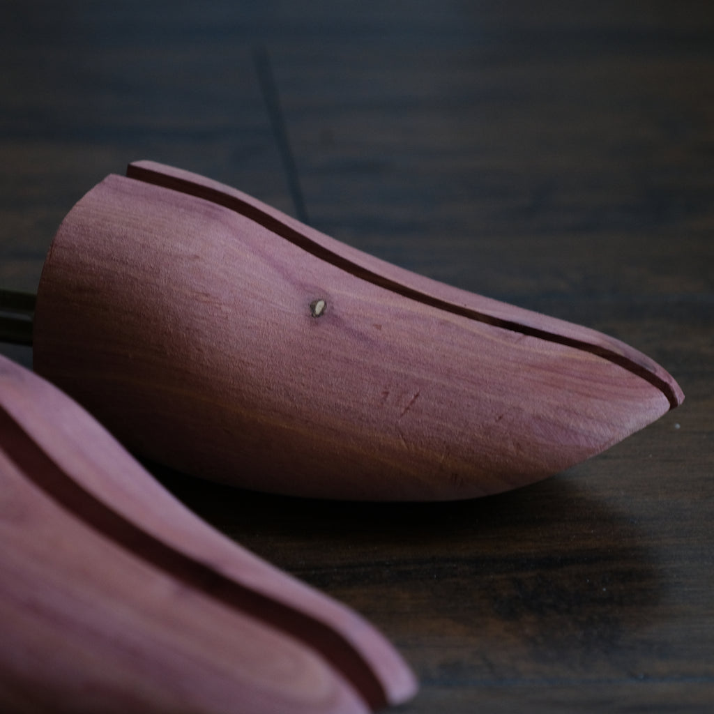 BROGUE Cedar Wood Shoe Tree