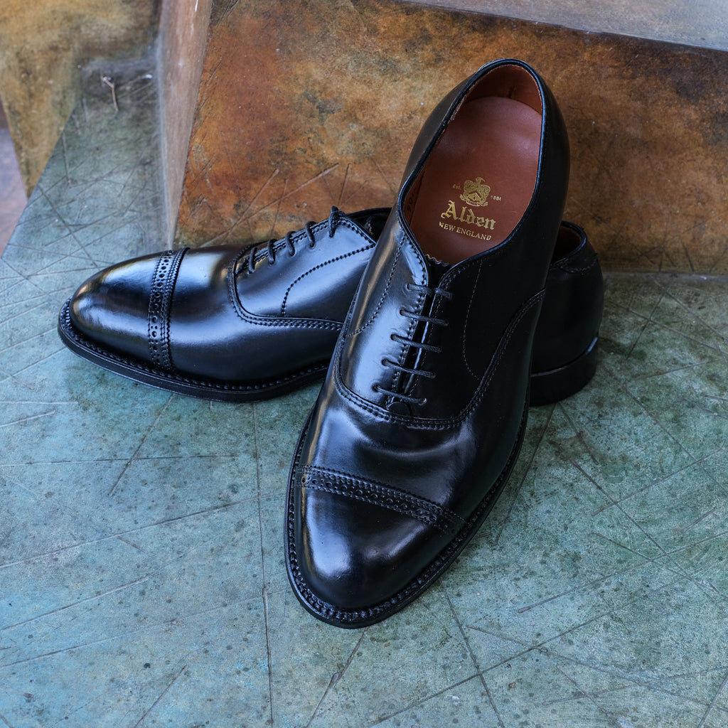 Alden Straight Perf Tip Oxford