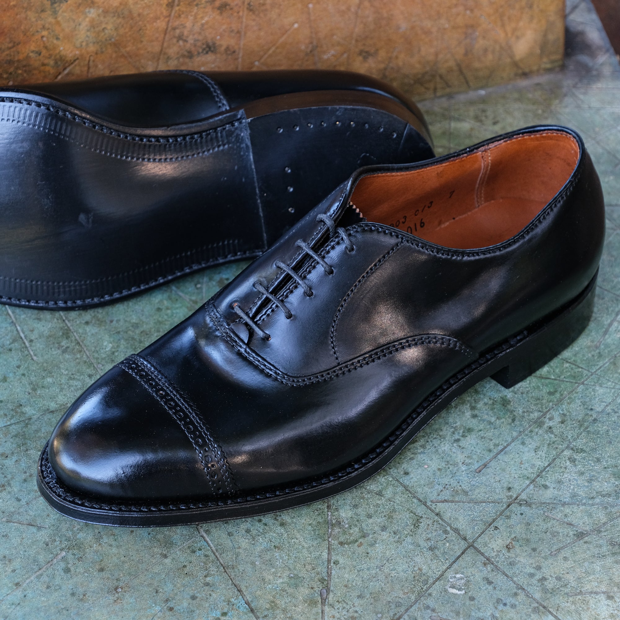 Alden Straight Perf Tip Oxford – BROGUE