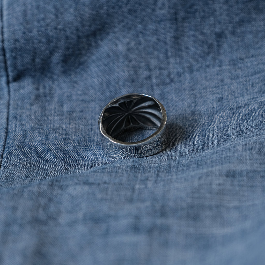 Larry Smith Butterfly Shell Ring