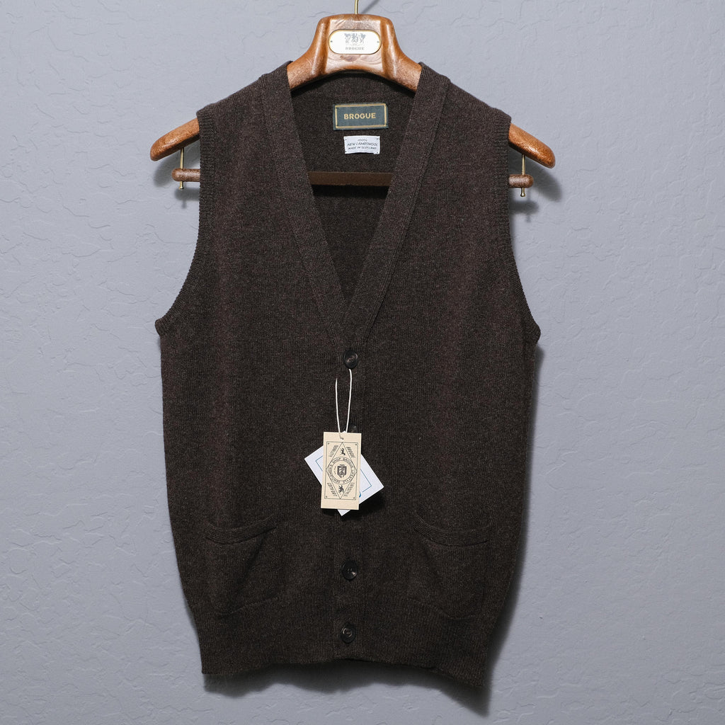 Brogue Lambswool Waistcoat (Dark Cocoa)