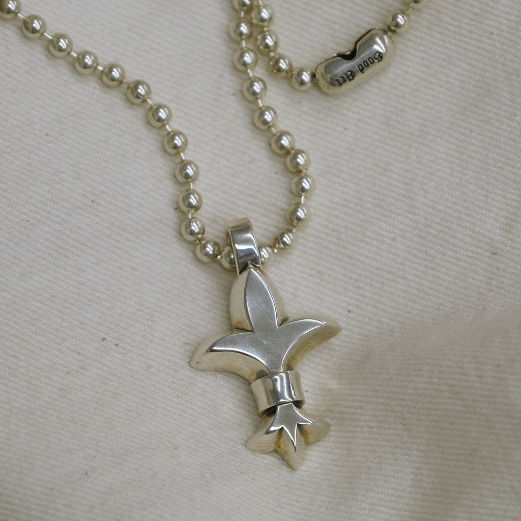 GOOD ART HLYWD Fleur De Lis Pendant