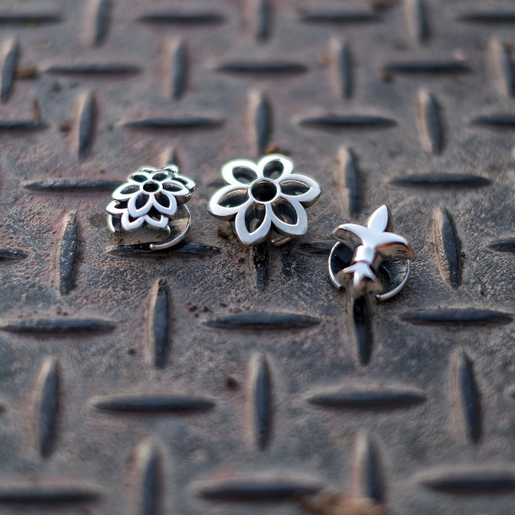 GOOD ART HLYWD Boutonnière Pins