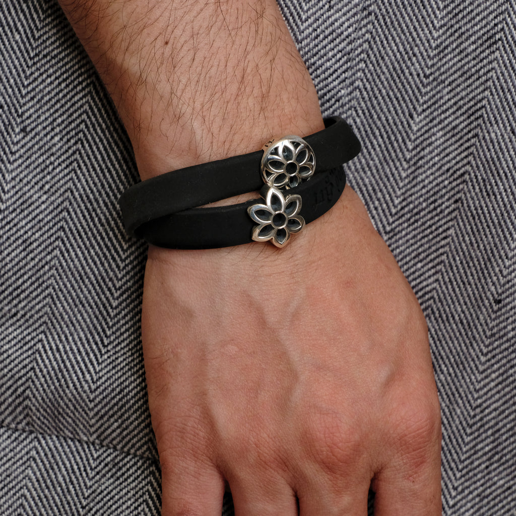 GOOD ART HLYWD Rubber Biscuit Wristband