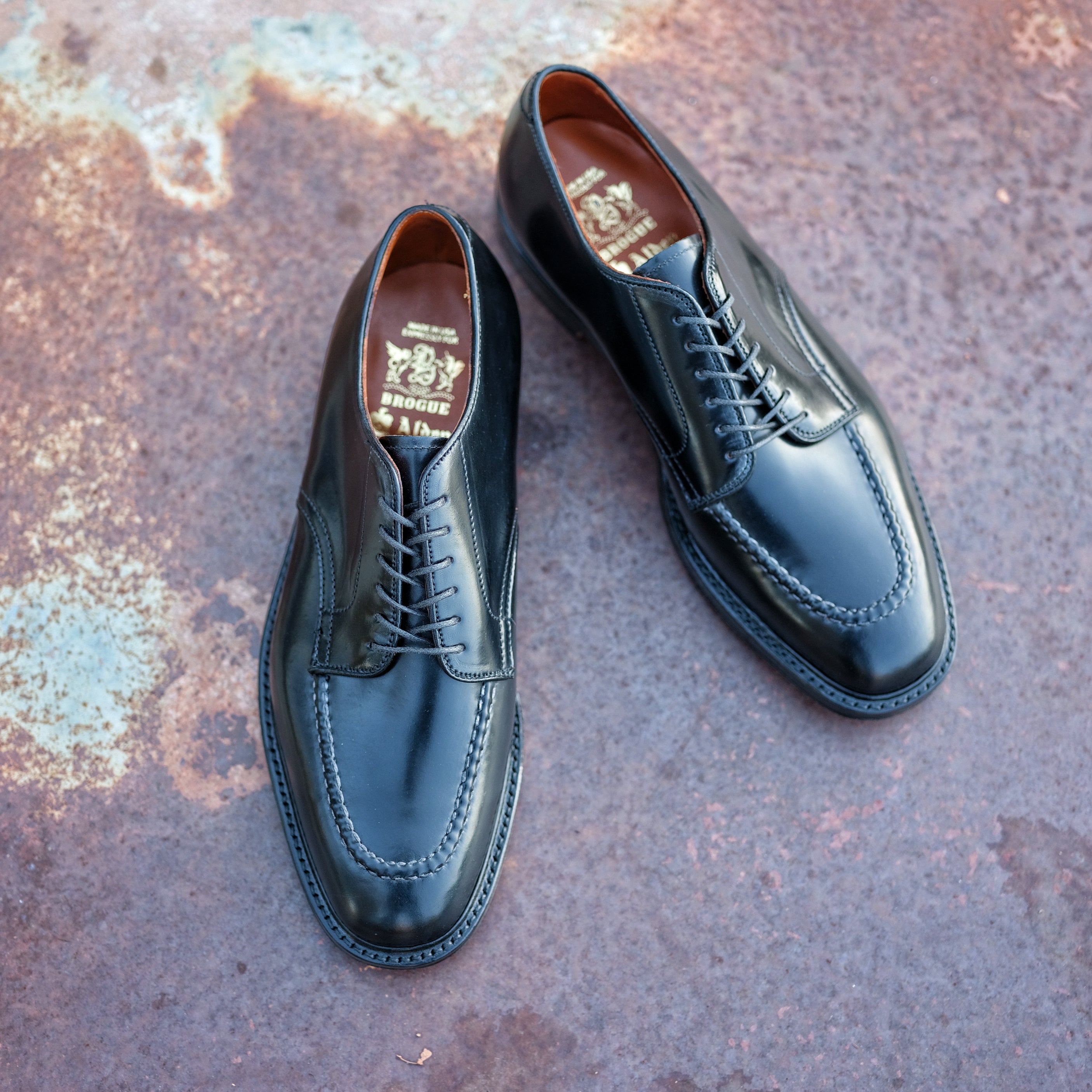 Alden x Brogue U-Tip Blucher – BROGUE
