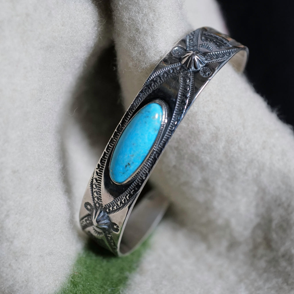 Larry Smith Oval Turquoise Bracelet